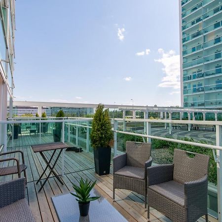 Starhomes Double Lux 7 Oulu Bagian luar foto
